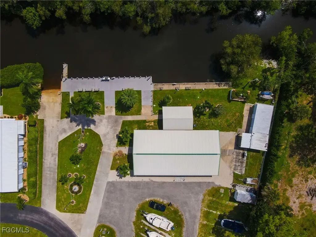 136 Lexington Avenue Fort Myers FL 33908