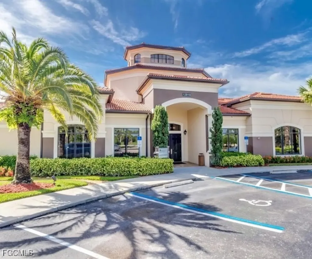13000 Positano Circle Naples FL 34105