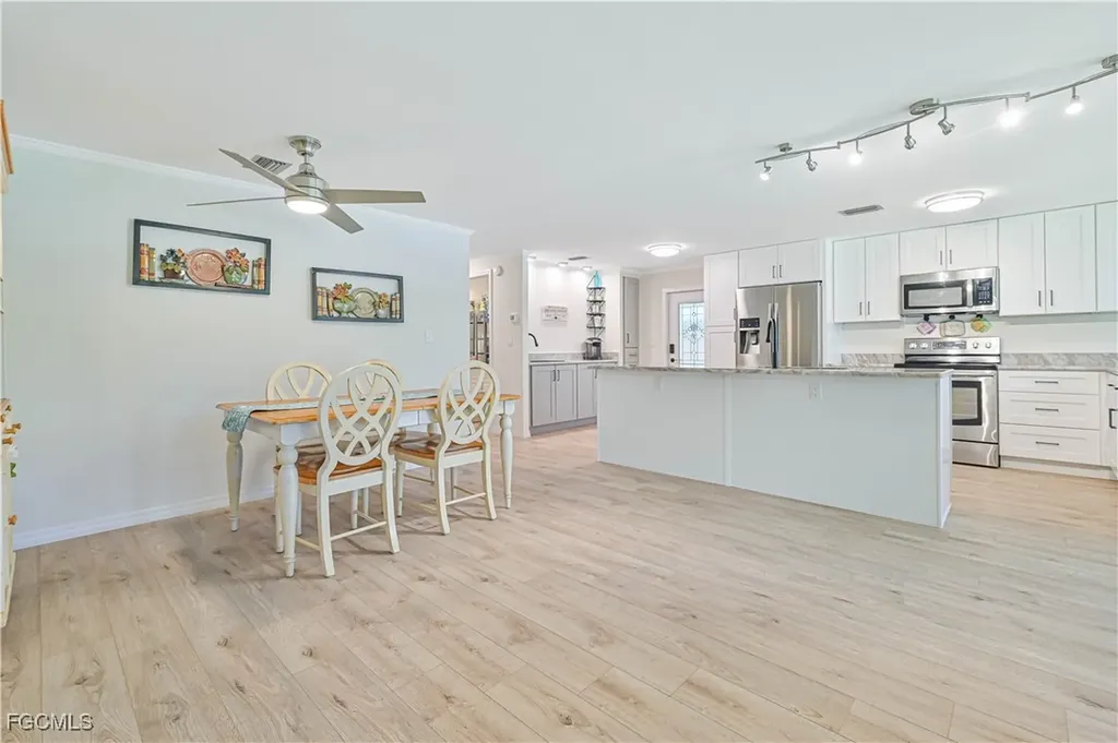 108 Windjammer Way Fort Myers FL 33908