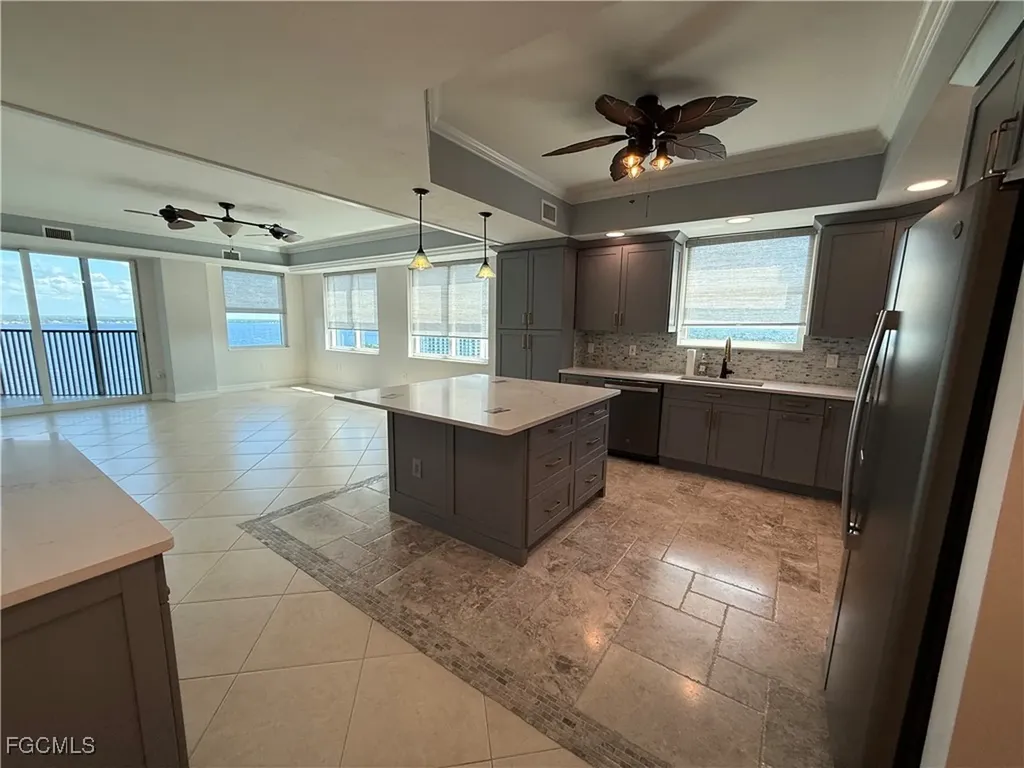 2797 1st Street Fort Myers FL 33916