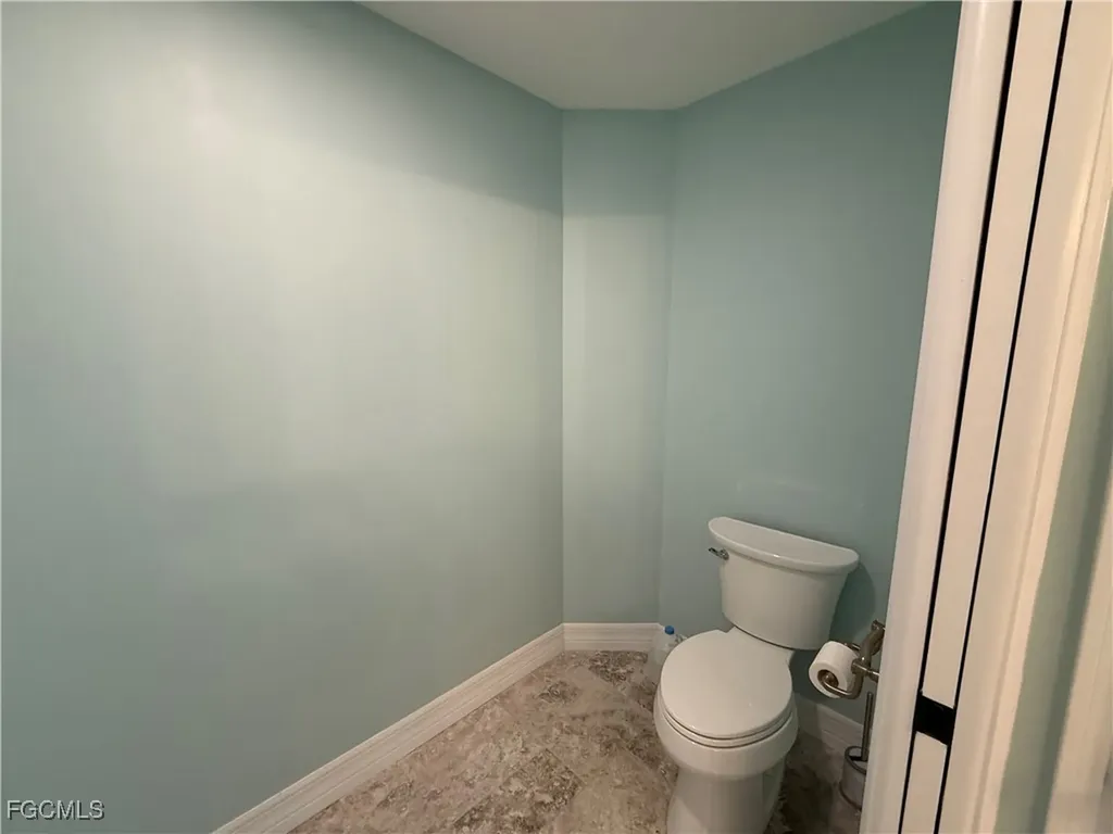 2797 1st Street Fort Myers FL 33916