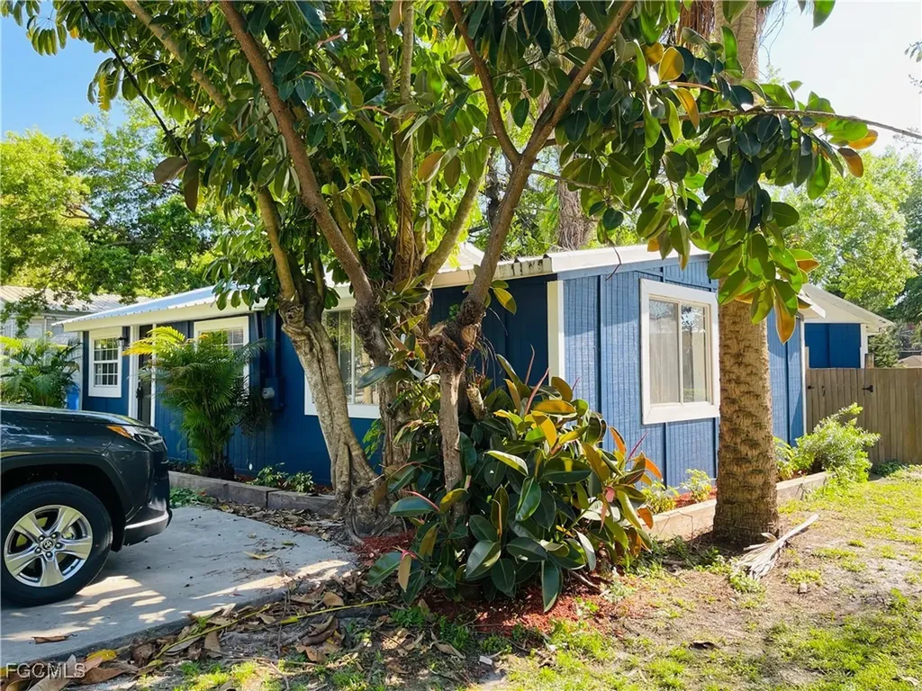 6901 Michigan Avenue Gibsonton FL 33534