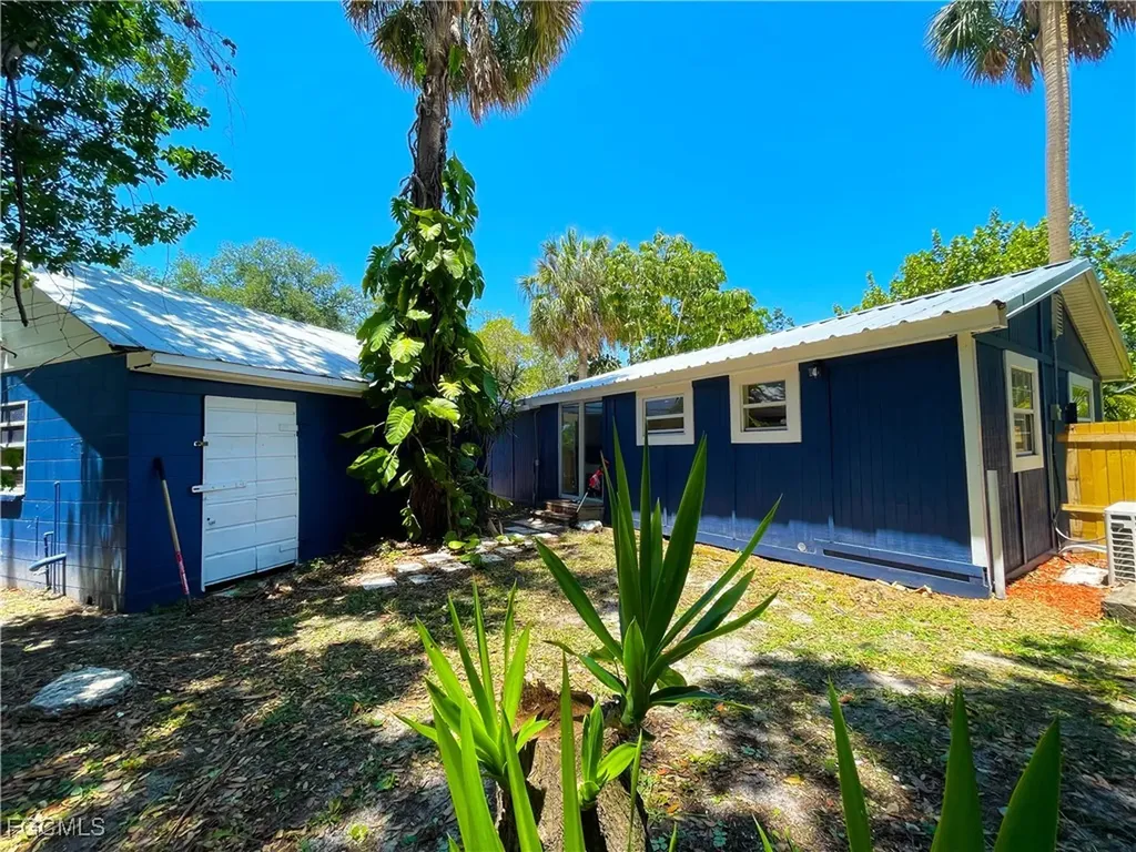 6901 Michigan Avenue Gibsonton FL 33534