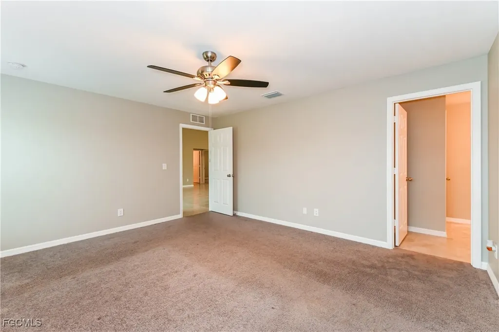 914 NE 13th Place Cape Coral FL 33909