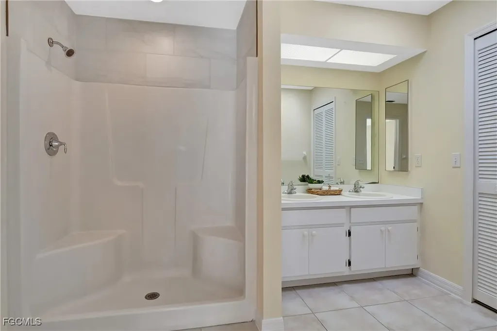 2126 SW 48th Terrace Cape Coral FL 33914
