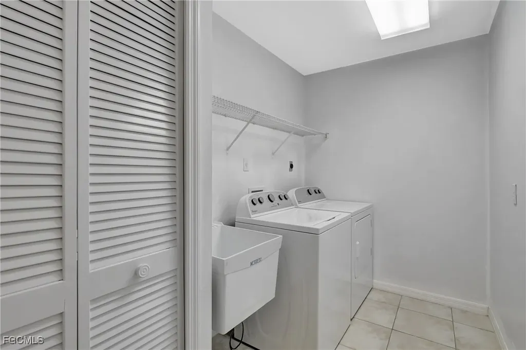 2126 SW 48th Terrace Cape Coral FL 33914