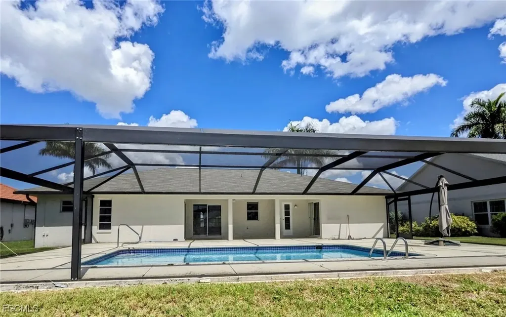 2126 SW 48th Terrace Cape Coral FL 33914