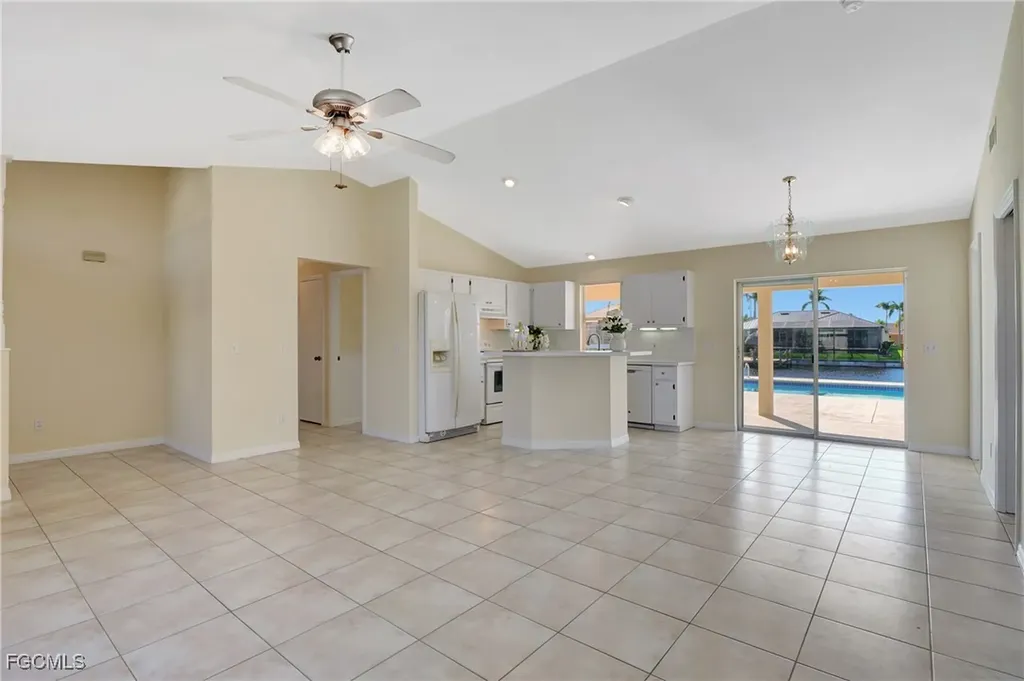2126 SW 48th Terrace Cape Coral FL 33914