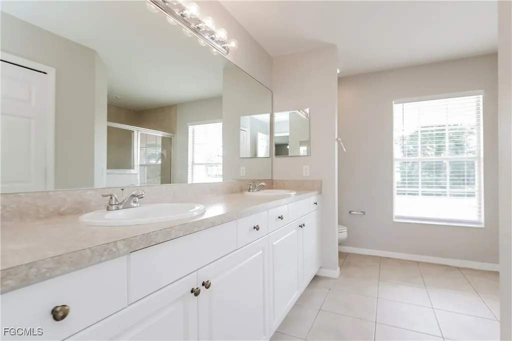 1910 Wanda Avenue N Lehigh Acres FL 33971