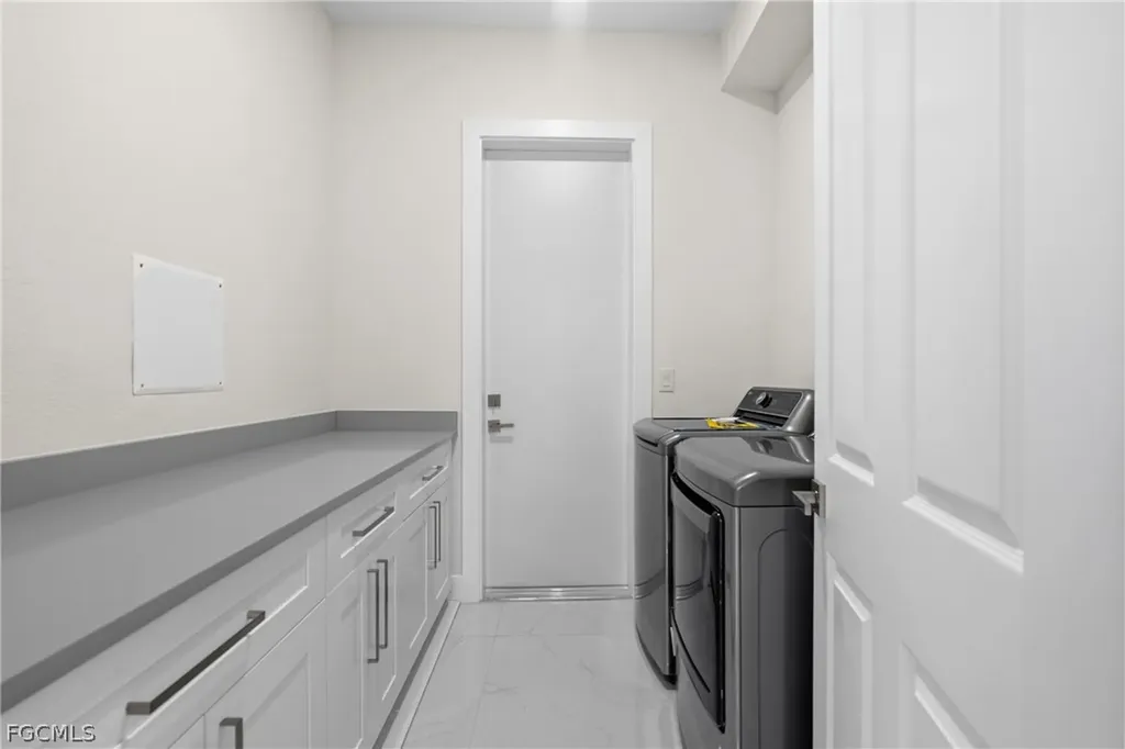 2100 NW 21st Street Cape Coral FL 33993