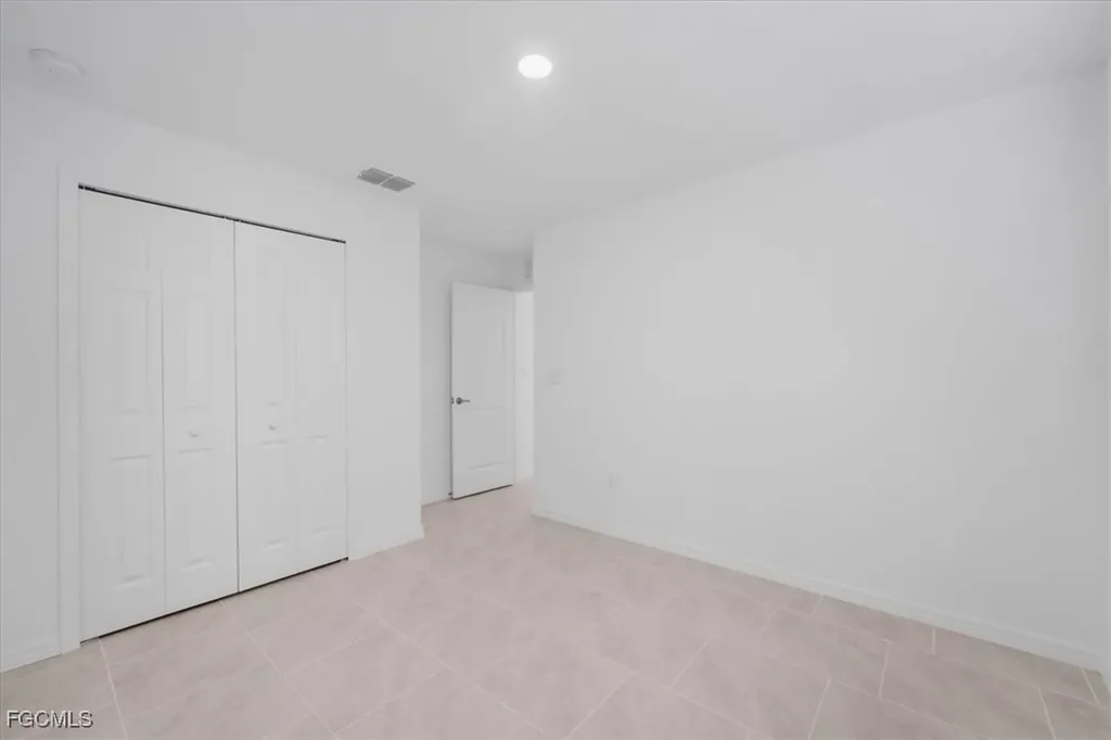 2224 NW 23rd Terrace Cape Coral FL 33993