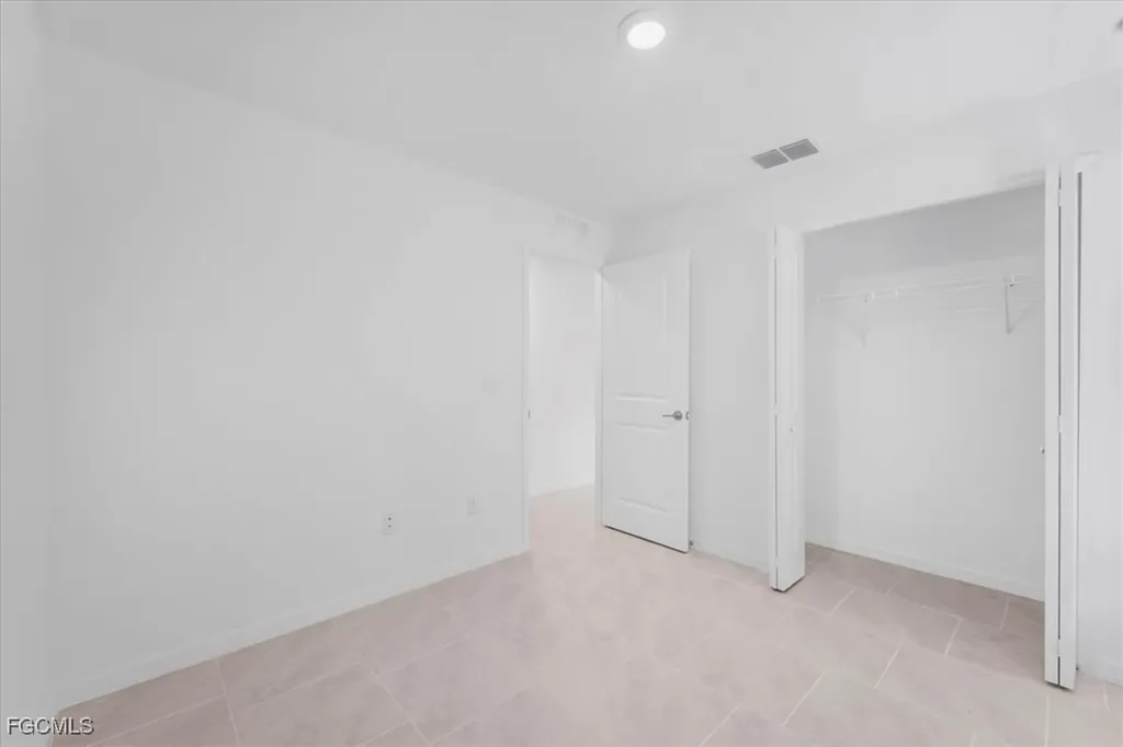 2224 NW 23rd Terrace Cape Coral FL 33993