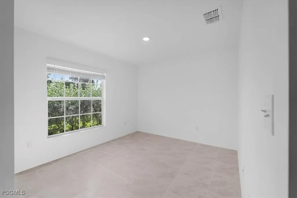 2224 NW 23rd Terrace Cape Coral FL 33993