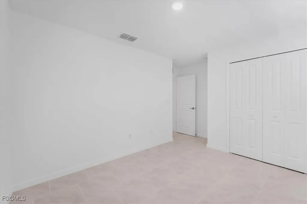 2224 NW 23rd Terrace Cape Coral FL 33993