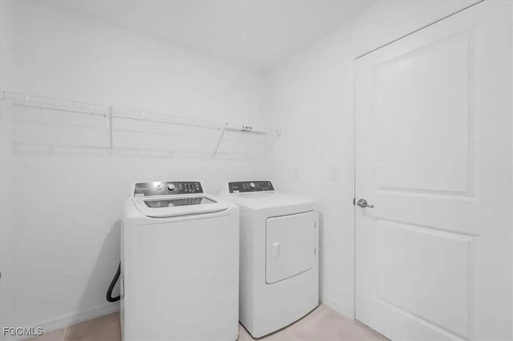 2224 NW 23rd Terrace Cape Coral FL 33993