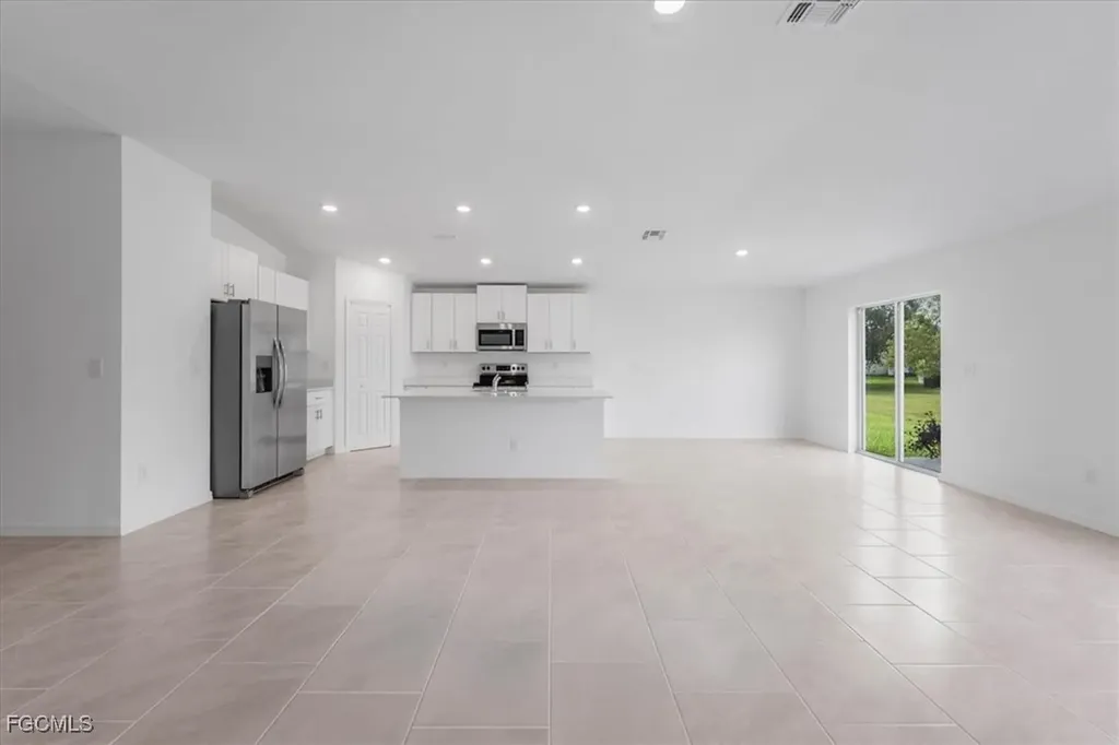 2224 NW 23rd Terrace Cape Coral FL 33993