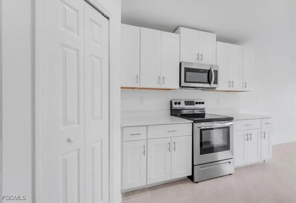 2224 NW 23rd Terrace Cape Coral FL 33993