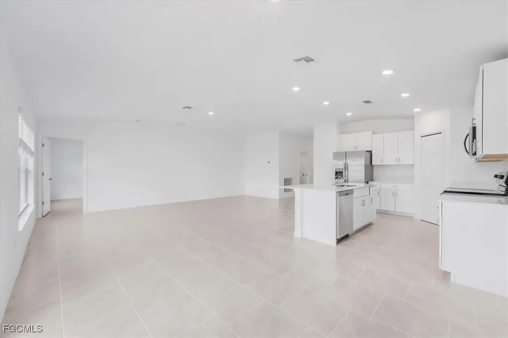 2224 NW 23rd Terrace Cape Coral FL 33993