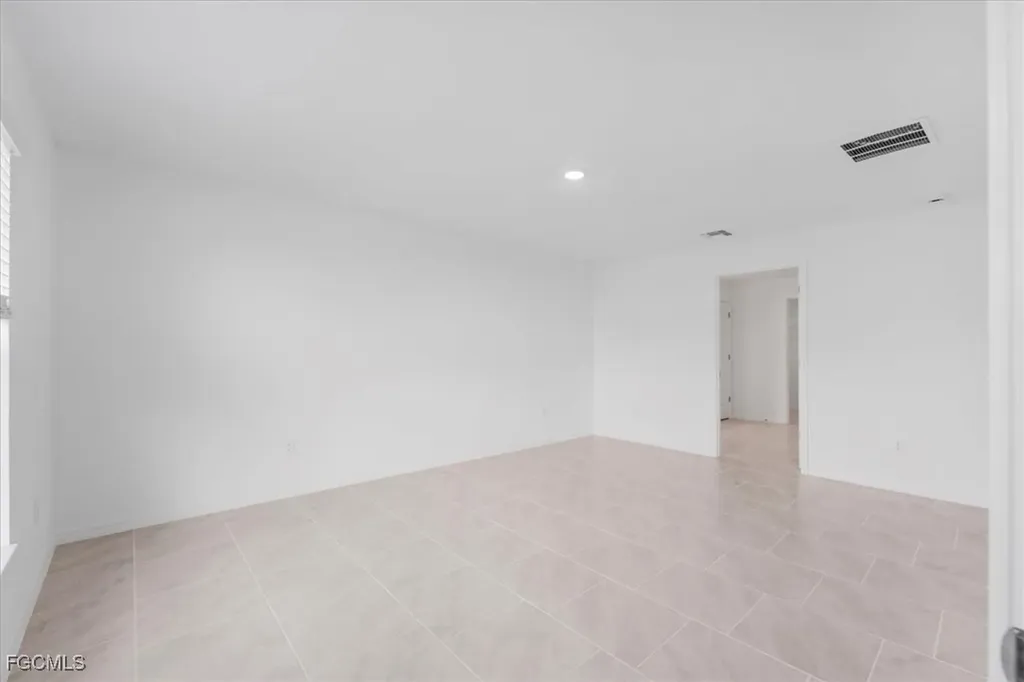 2224 NW 23rd Terrace Cape Coral FL 33993