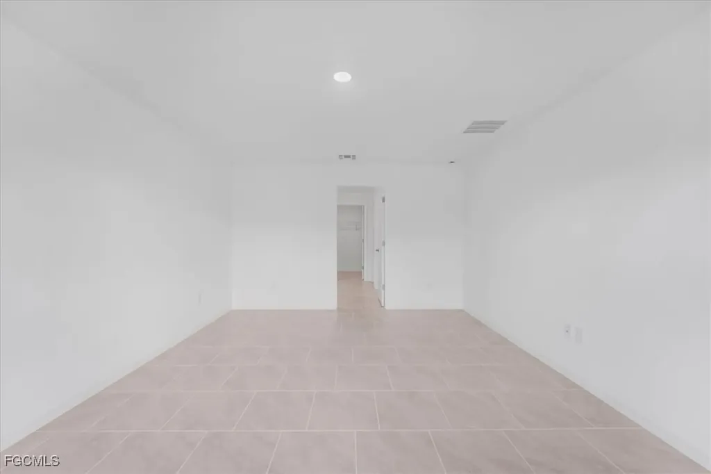 2224 NW 23rd Terrace Cape Coral FL 33993