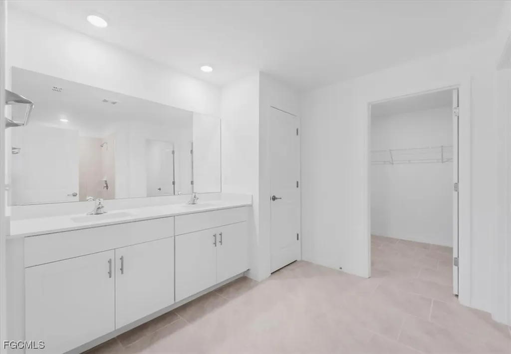 2224 NW 23rd Terrace Cape Coral FL 33993