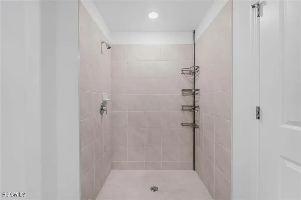 2224 NW 23rd Terrace Cape Coral FL 33993