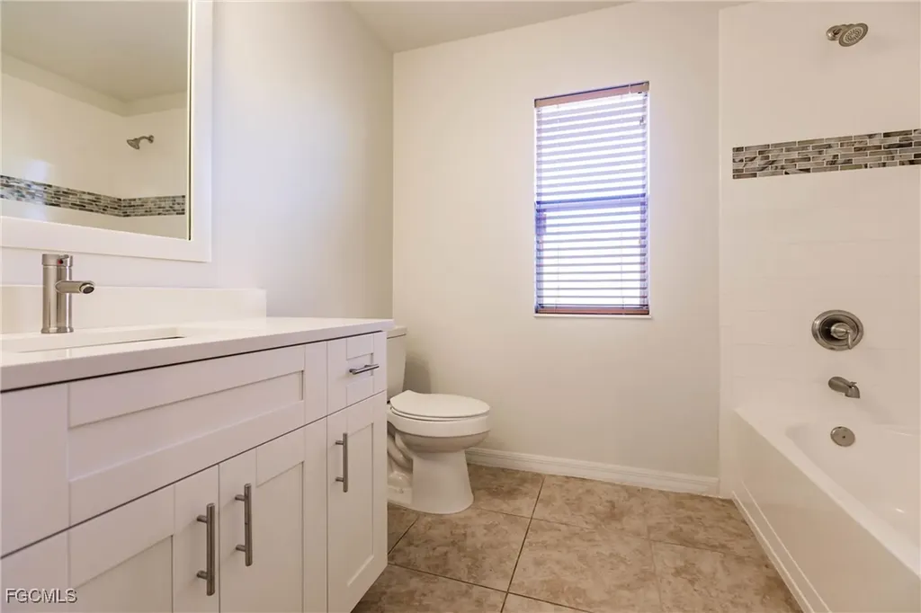 2639 Bellingham Court Cape Coral FL 33991