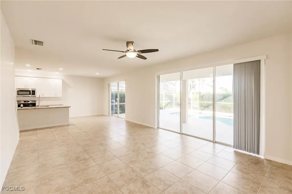 2639 Bellingham Court Cape Coral FL 33991