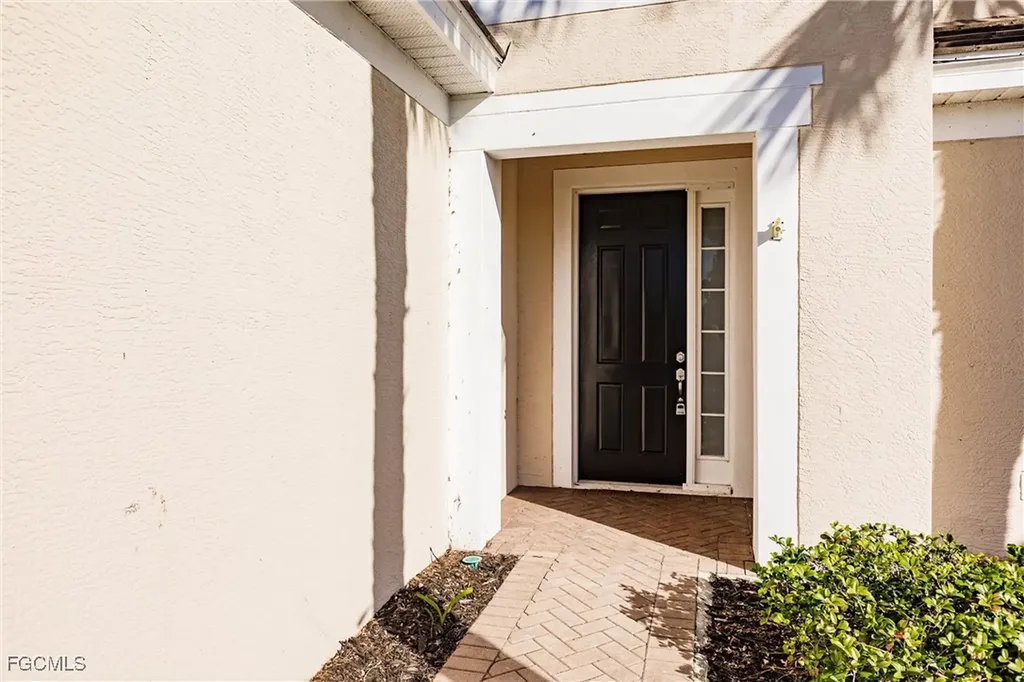 2639 Bellingham Court Cape Coral FL 33991