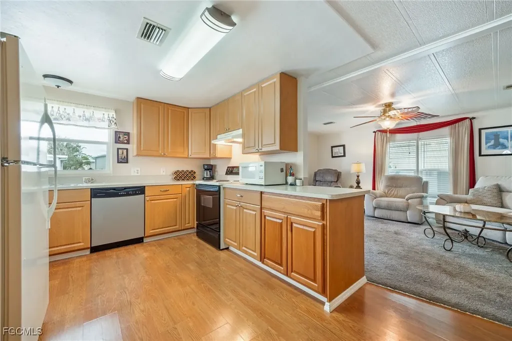 487 Jacklin Lane North Fort Myers FL 33903