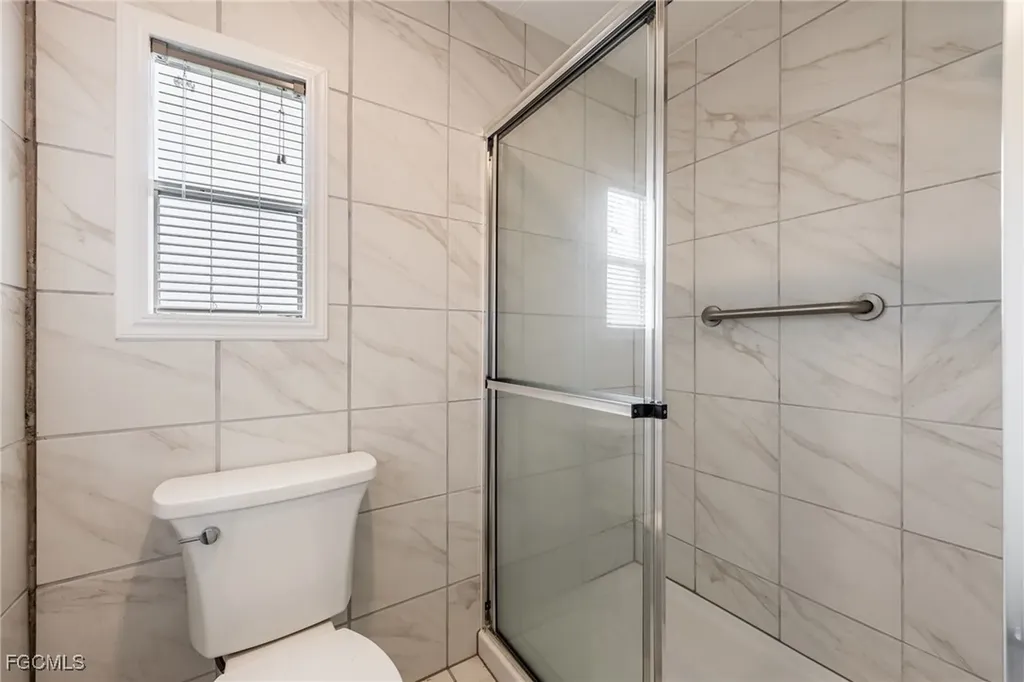 487 Jacklin Lane North Fort Myers FL 33903