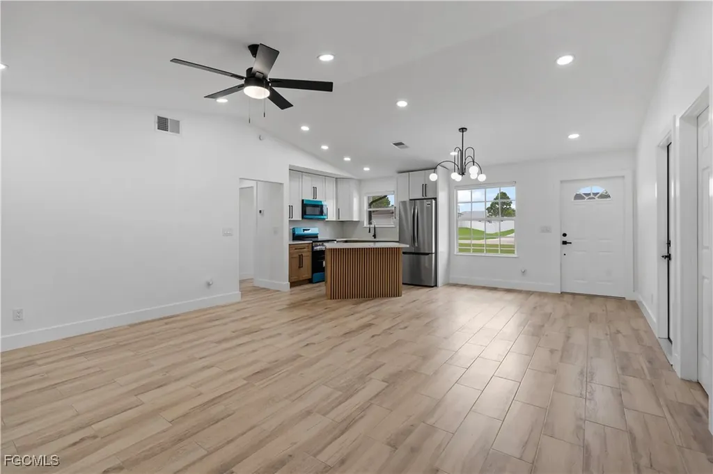 1204 Sunniland Boulevard Lehigh Acres FL 33971