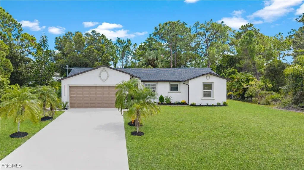1204 Sunniland Boulevard Lehigh Acres FL 33971