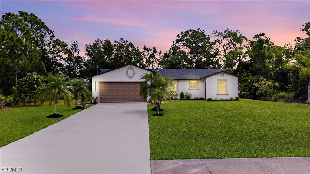1204 Sunniland Boulevard Lehigh Acres FL 33971