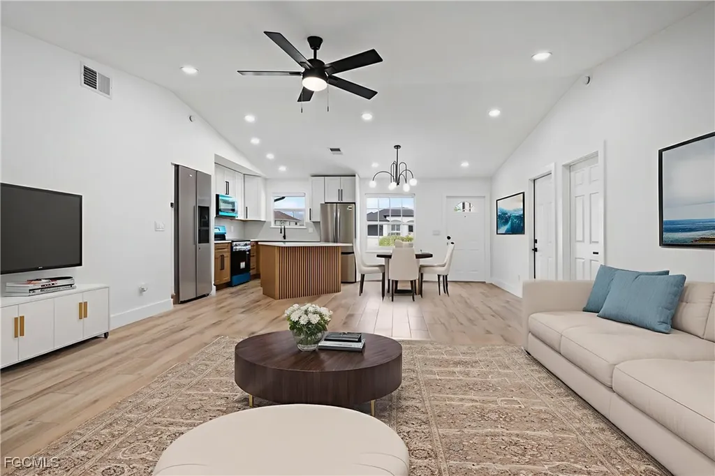 1204 Sunniland Boulevard Lehigh Acres FL 33971