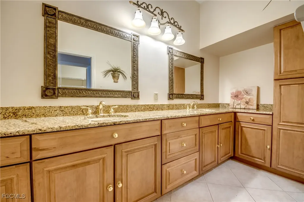 5515 SW 12th Avenue Cape Coral FL 33914