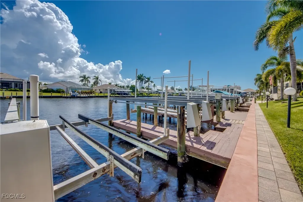 5515 SW 12th Avenue Cape Coral FL 33914