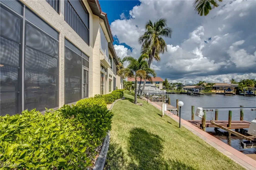 5515 SW 12th Avenue Cape Coral FL 33914