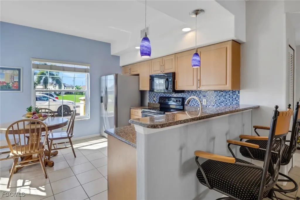 5003 SW 16th Place Cape Coral FL 33914