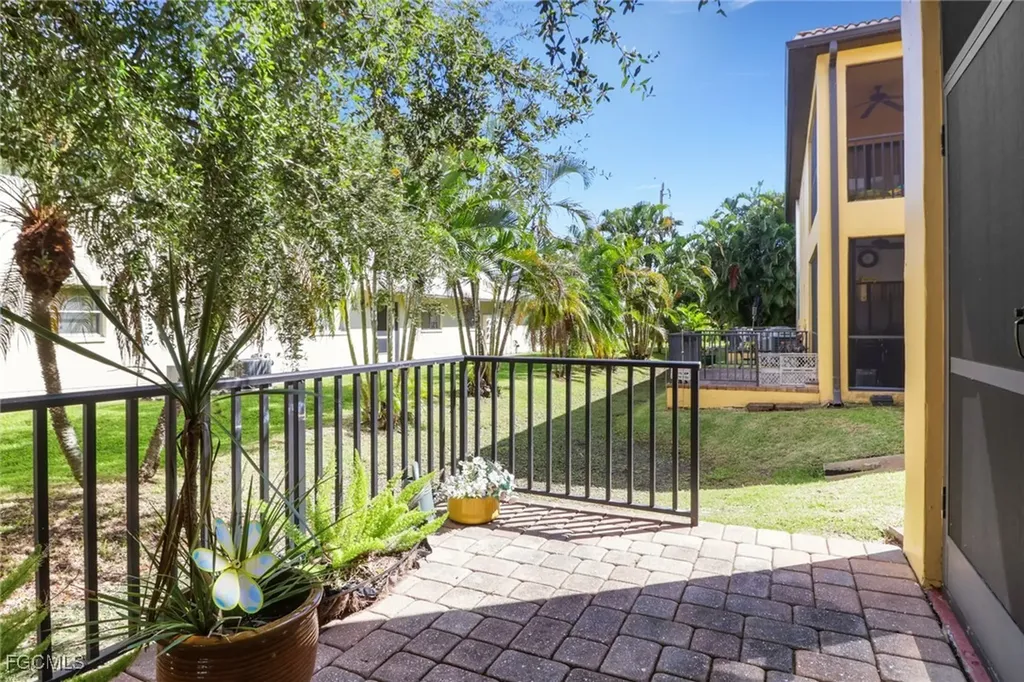 5003 SW 16th Place Cape Coral FL 33914