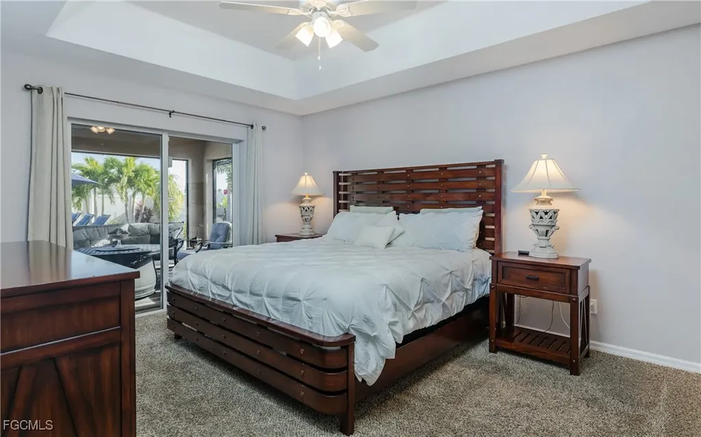 1013 SW 4th Place Cape Coral FL 33991