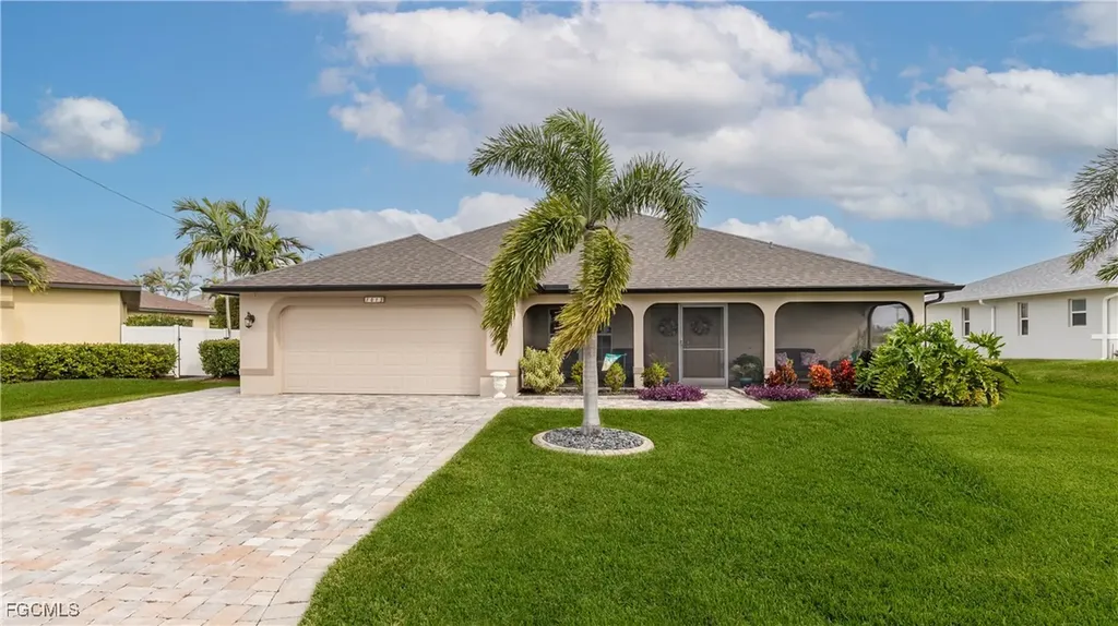 1013 SW 4th Place Cape Coral FL 33991