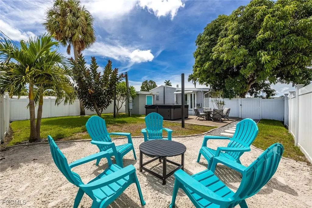 16151 Sunset Strip Fort Myers FL 33908