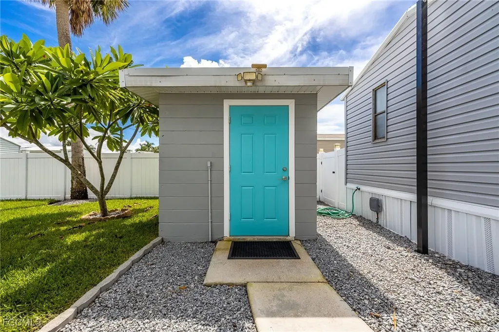 16151 Sunset Strip Fort Myers FL 33908