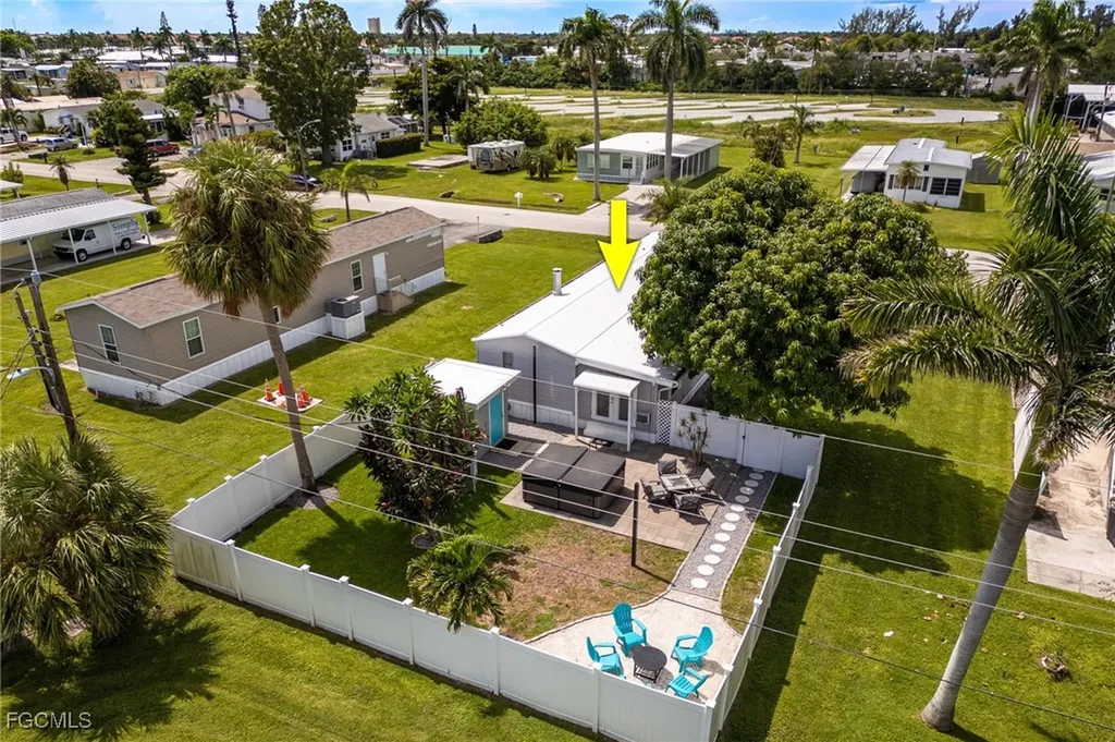 16151 Sunset Strip Fort Myers FL 33908