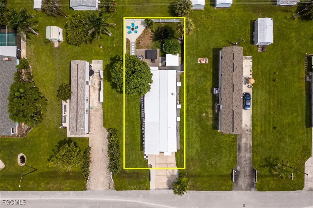16151 Sunset Strip Fort Myers FL 33908