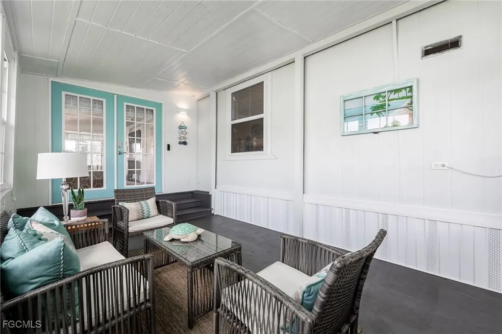 16151 Sunset Strip Fort Myers FL 33908