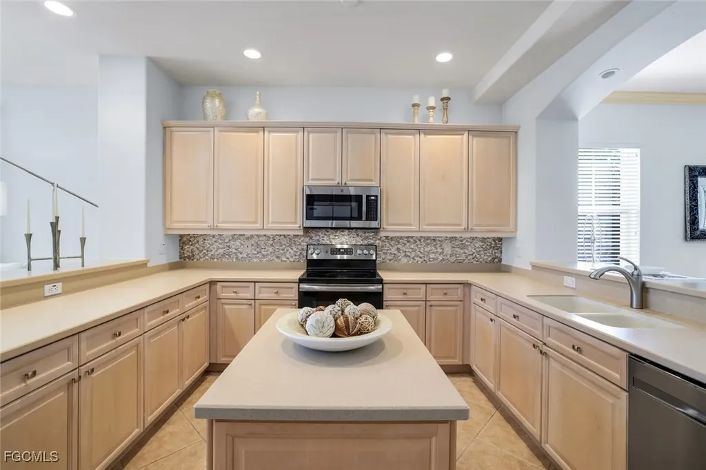 2626 Bolero Drive Naples FL 34109