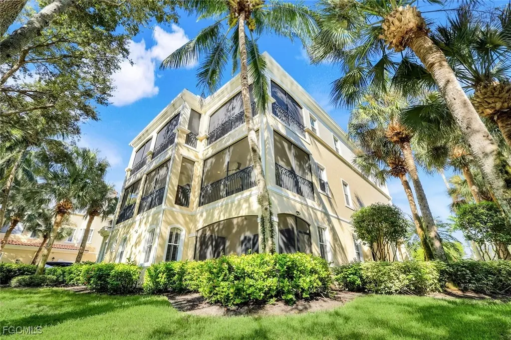 2626 Bolero Drive Naples FL 34109