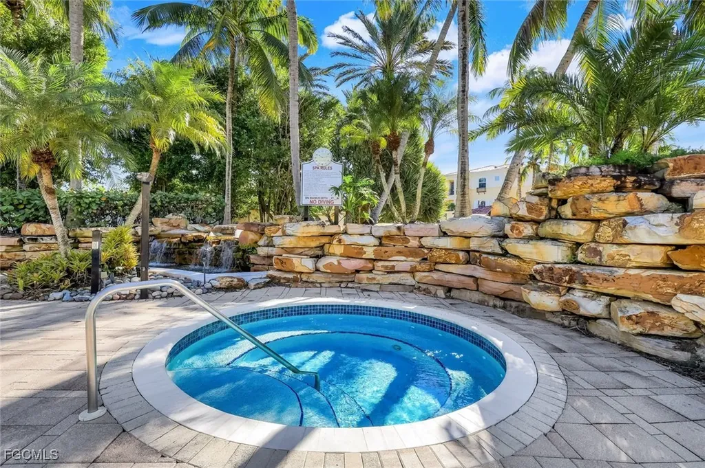 2626 Bolero Drive Naples FL 34109